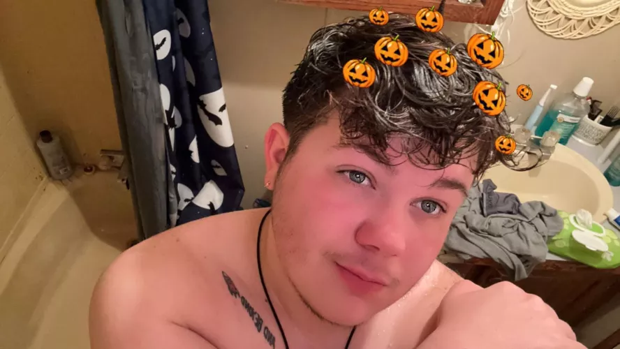 Anyone wanna play Rainbow six with me? 👉🏼👈🏼🥺