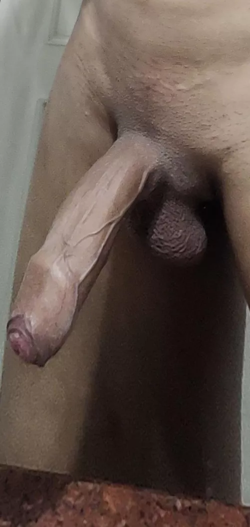 Bulked up Semi-Hard Boner.. Wish I had someone to take care of it ☺️