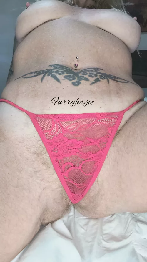 Horny sexy Gilf in red lace panties!