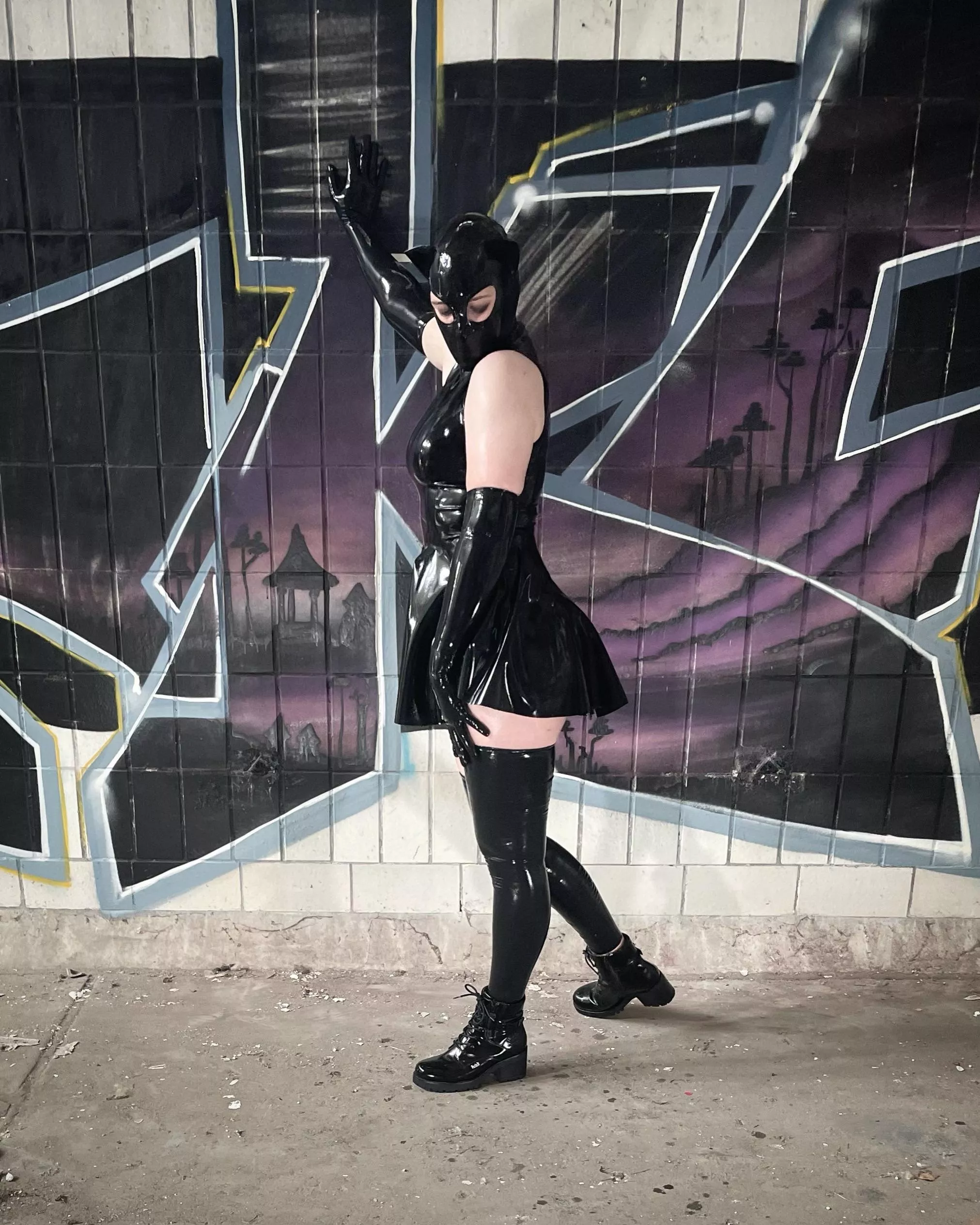 Invitation into another realm.