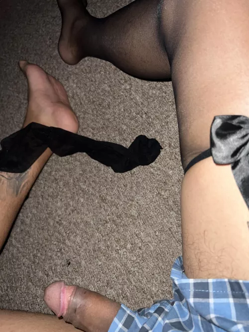 Just looking for someone who loves nylons as much as I do 😈