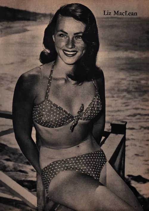 Liz MacLean - Cover Girl Models #1 November 1949