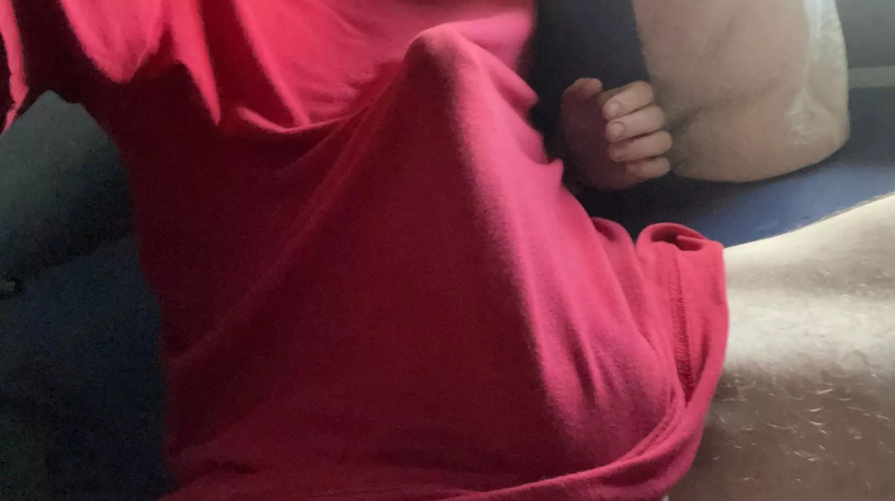 looks a whole lot better without a shirt 😉