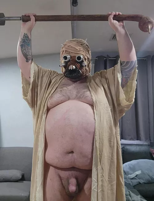 The sand people are easily startled...and aroused