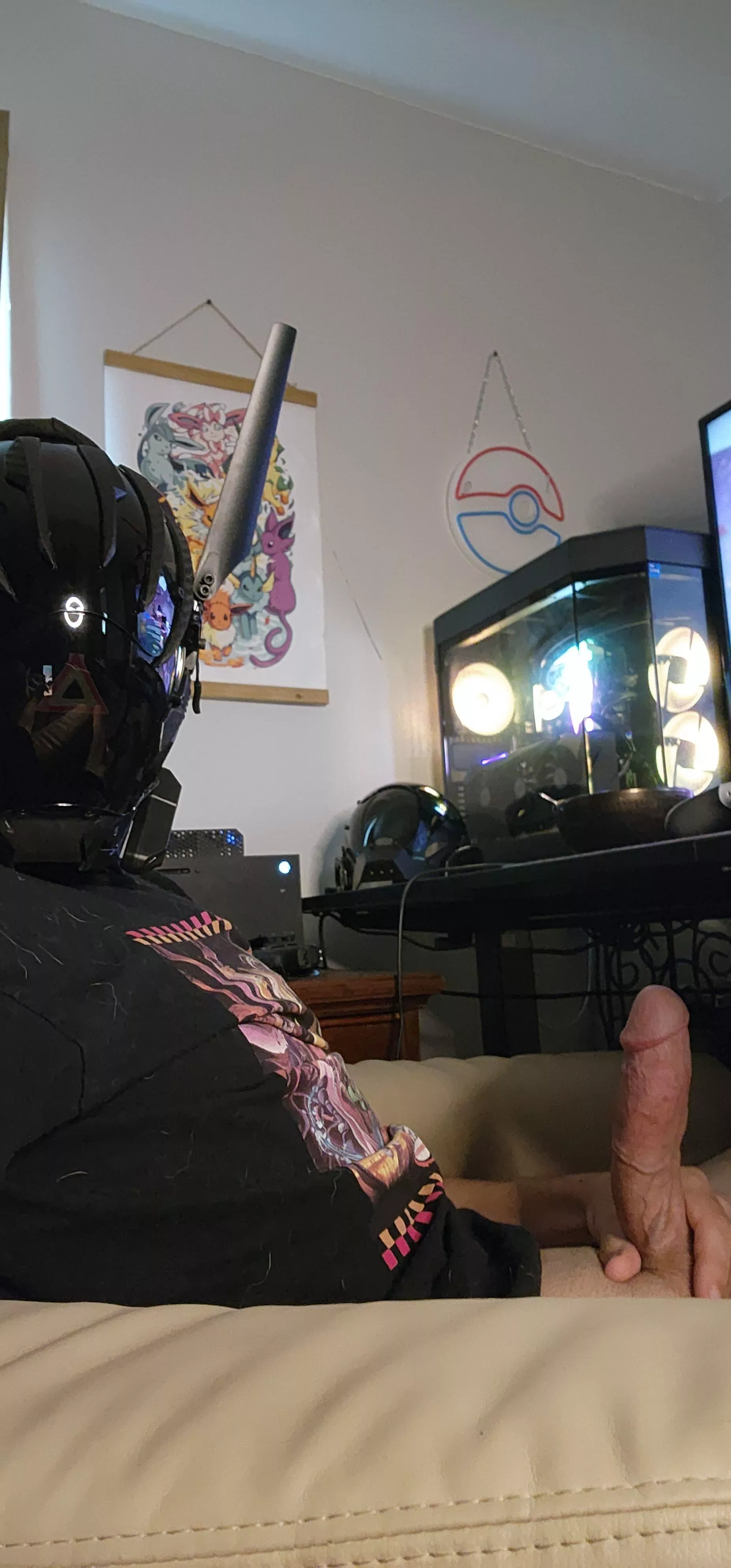 Under the desk or on my lap? 😈