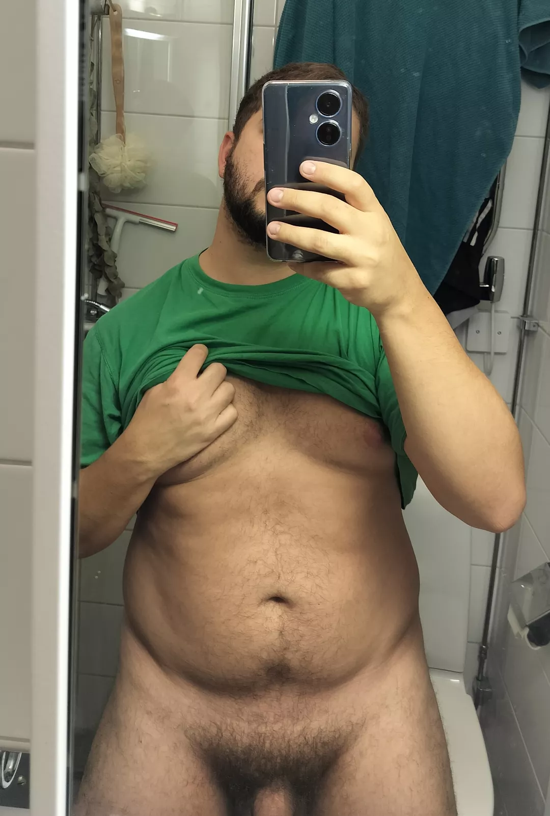 25 some people tell me green is my colour... SC: moreee97