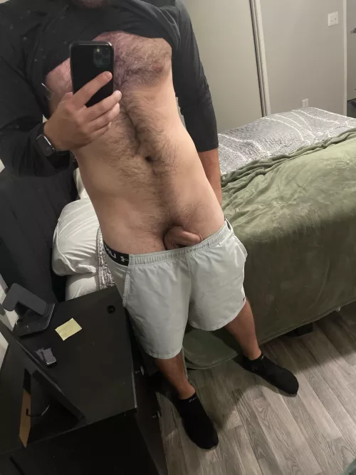 27 m vers. wife’s out of town. HMU