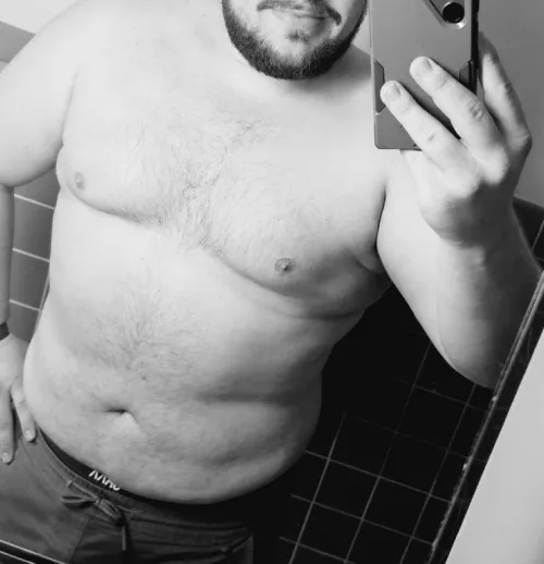 Anyone like black and white pics?