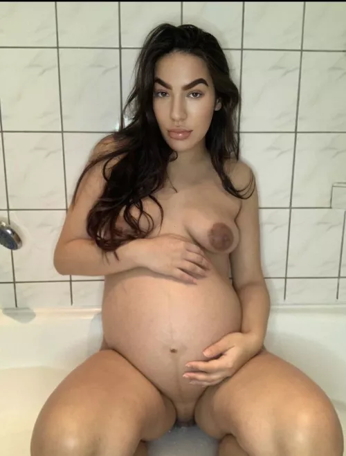 Arrow up if you want surprise on message❤️