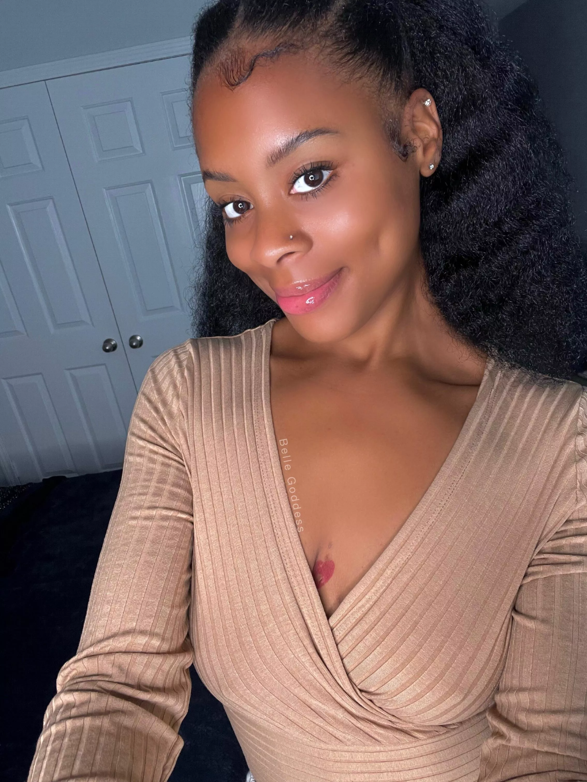 Come hold me bby it’s chilly out ;)