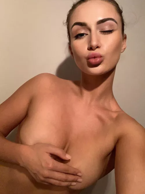 Come see more it’s free💋