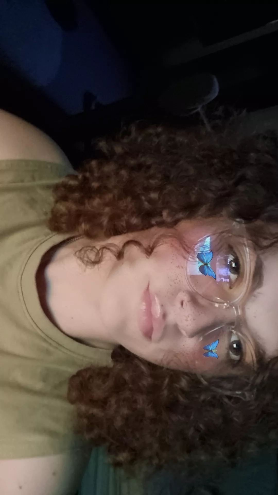 Do I look like I'm a good gamer or nah 😊