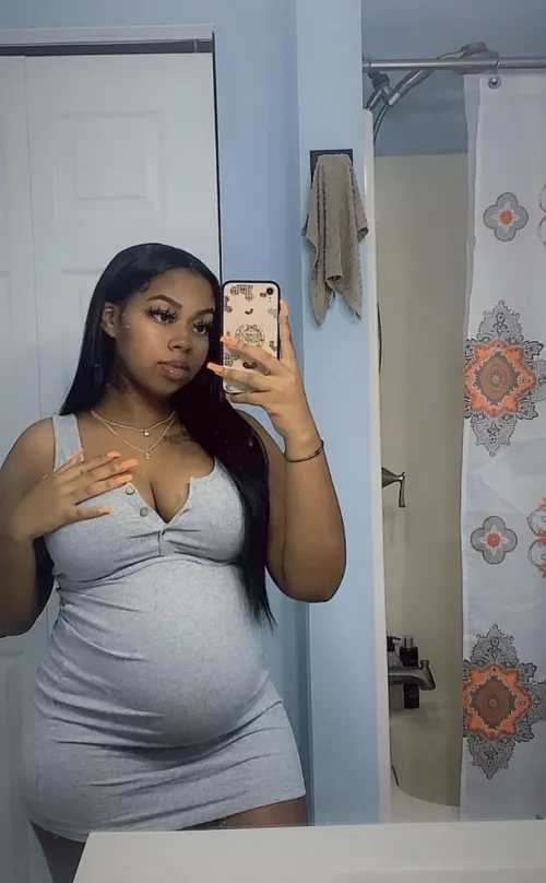 Feeding 2 for 1🥺 who’s buying my lunch?😁