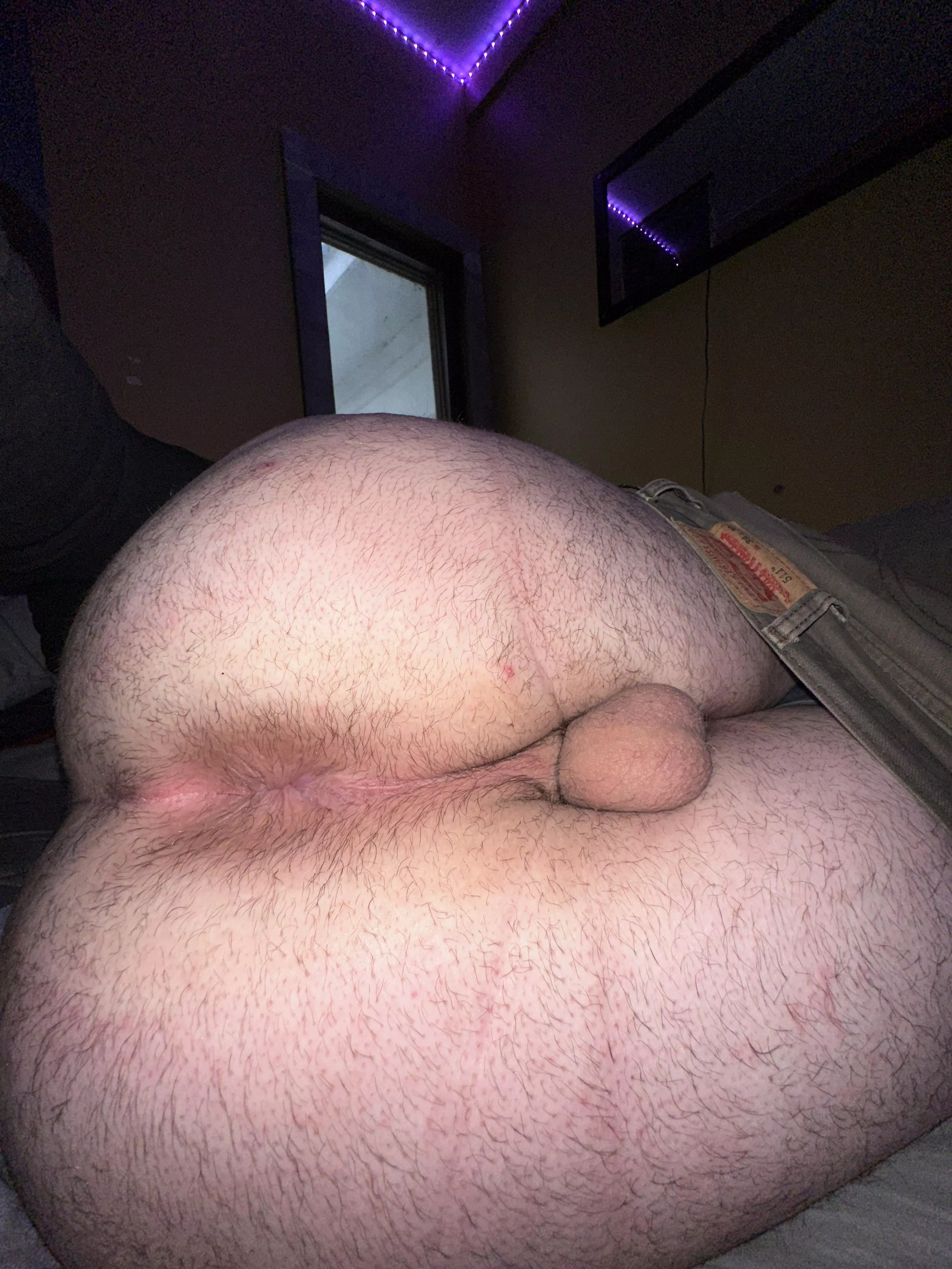I heard you guys like my butt :3