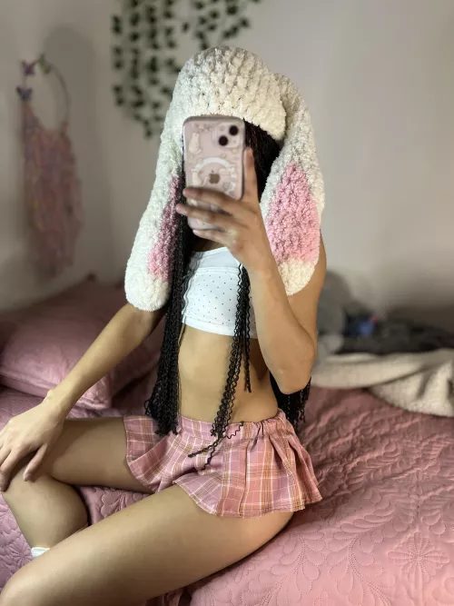 just came from school, such a hot day