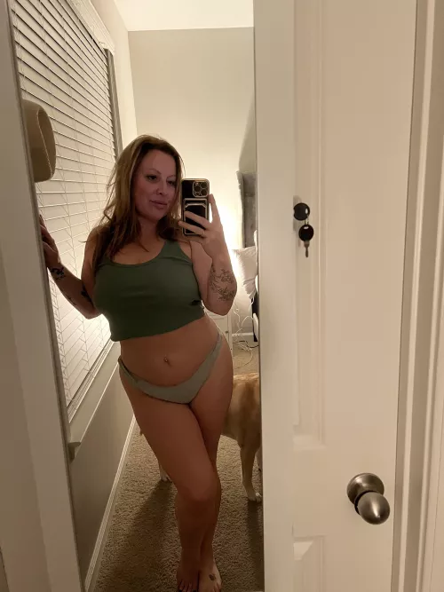 Just feeling sexy right before bed time