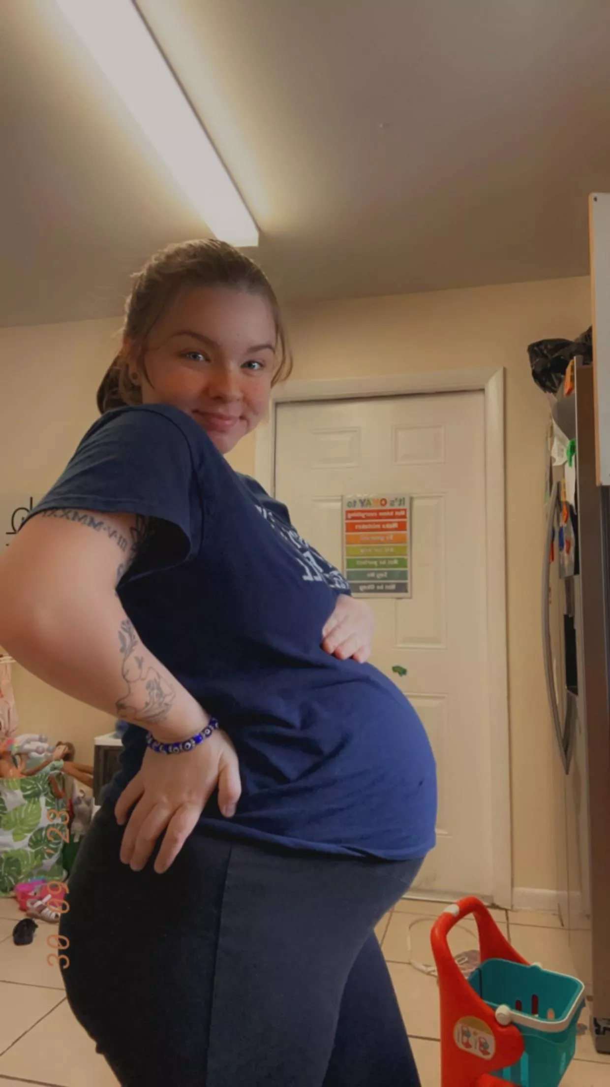 Last call for pregnancy content, 5 min labor video up for grabs😘🤭 39 weeks pregnant!🙈