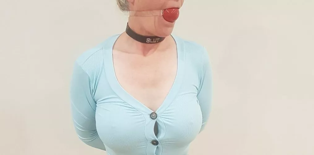 Punished by hubby for flirting with the new neighbor [F] [OC]