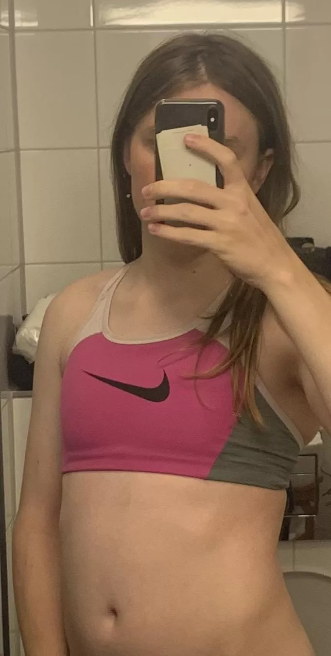 Recently got this Sports Bra, u like? qwq