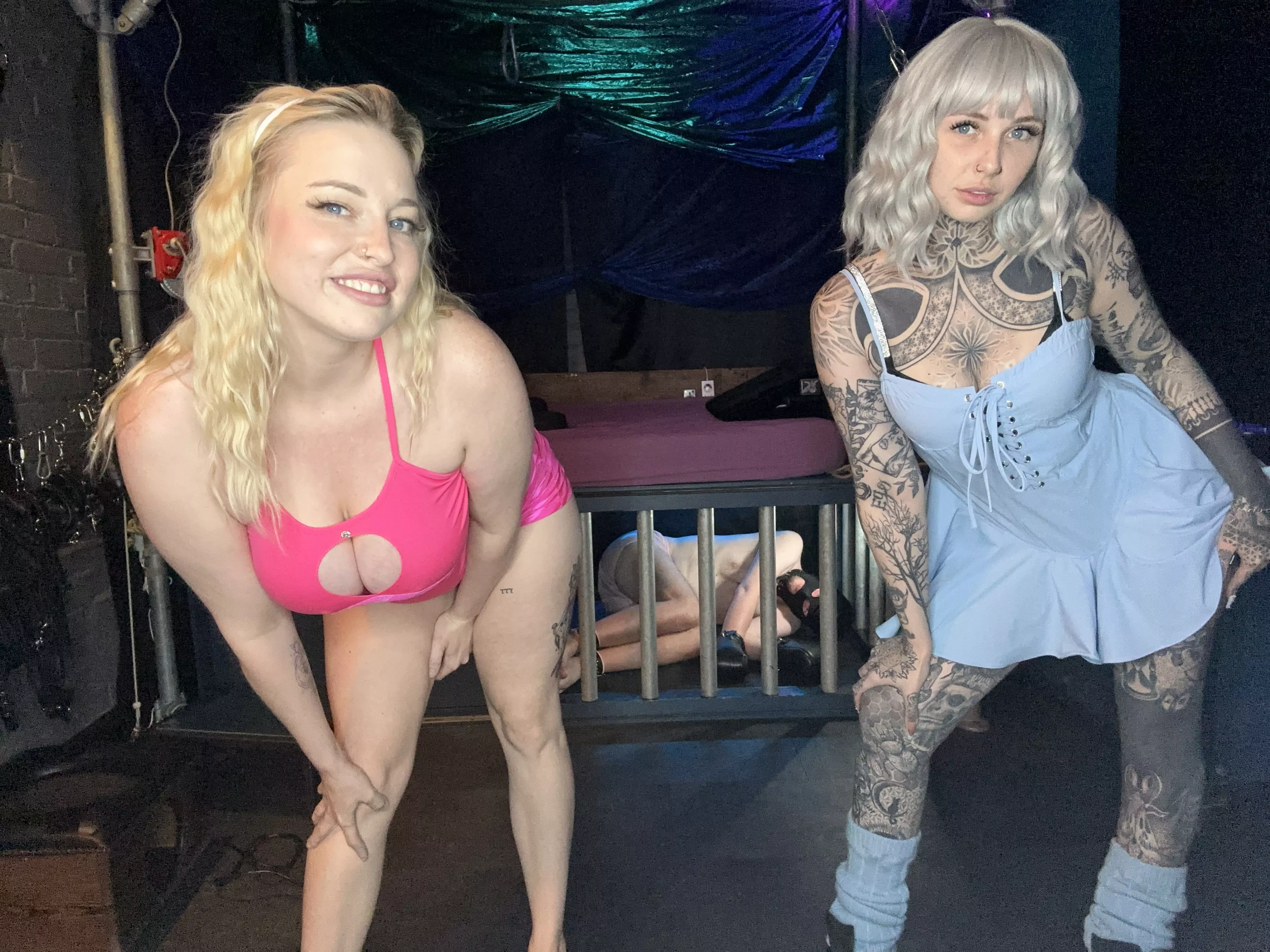 Some volunteers who can do better than this caged slave right here? [F] [M]