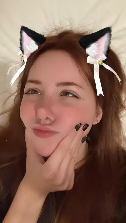 Do you like redhead kitty girls? ♡