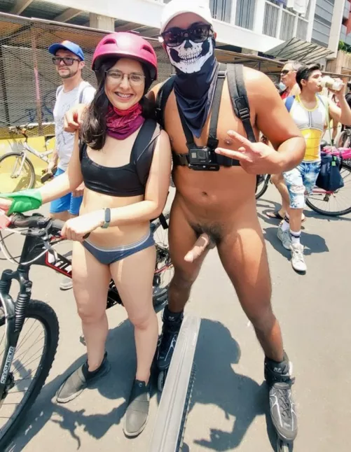 More CFNM fun in Mexico