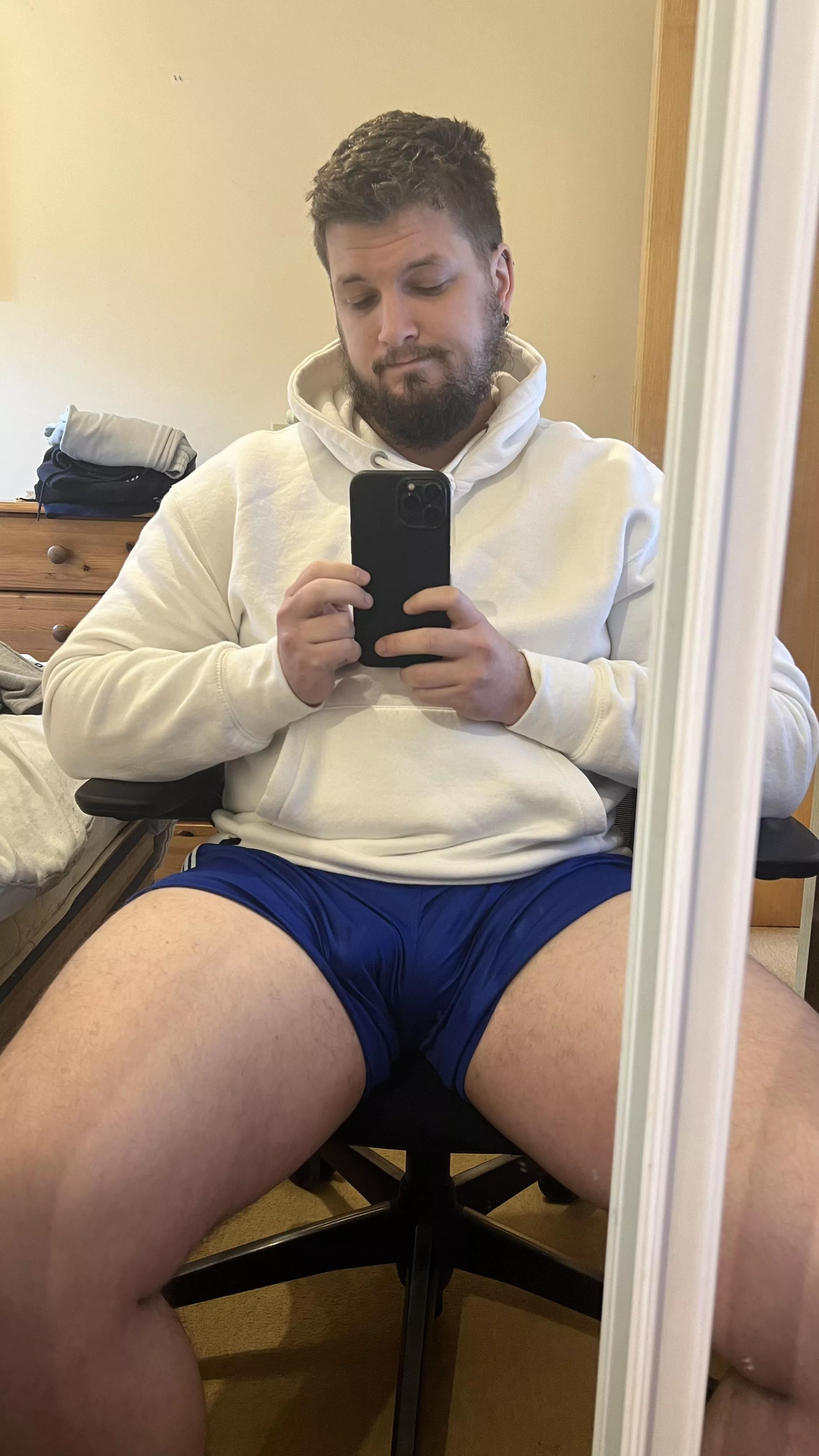 Working from home today! Hope your day is going well ☺️