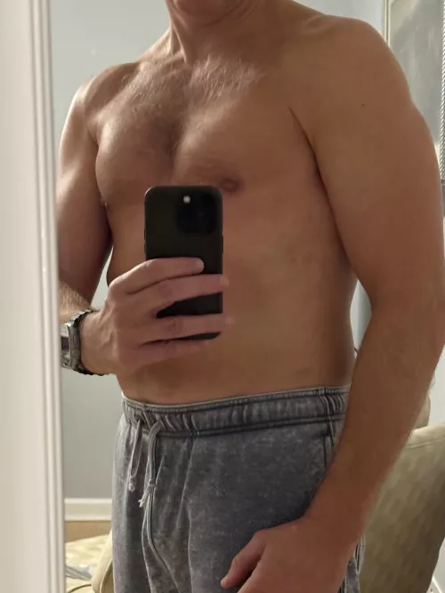 Working on bulking up (m)
