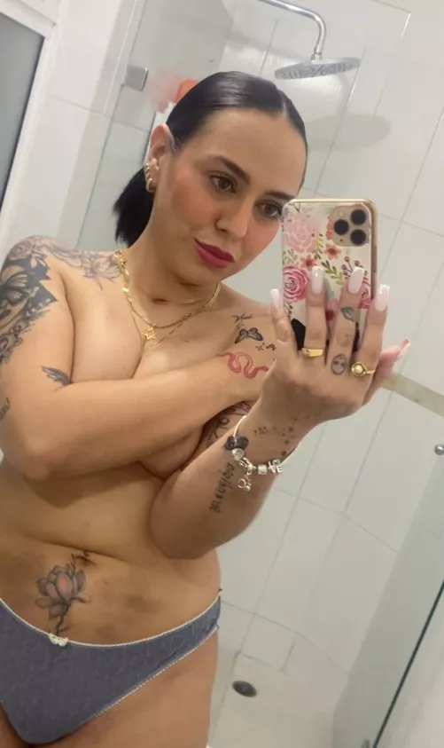 Would you accept my nudes if I was your moms best friend?