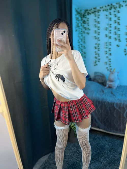 another day stealing looks with my skirt at school heheh