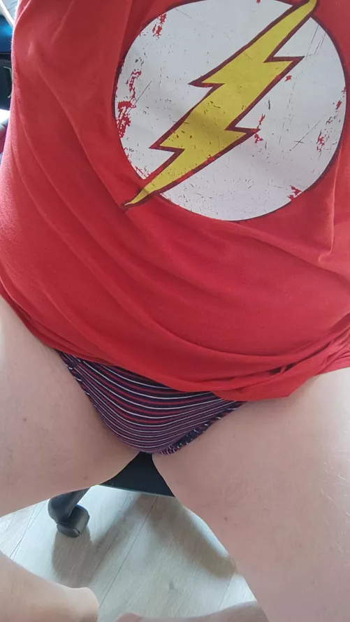 Finally home alone for a couple of hours. Do you want to chat?