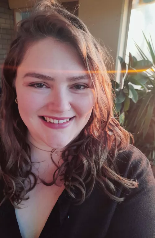 First post here. Hi 😇😚