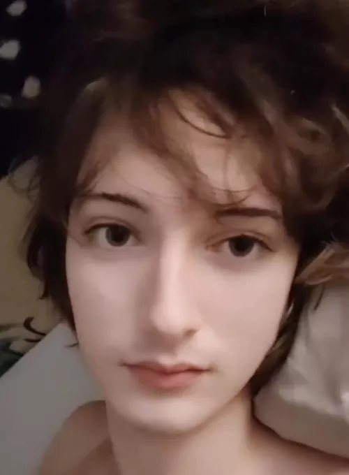 hey, im new here, im french, im 19, can u tell me ur real opinion on my femboy passing plz