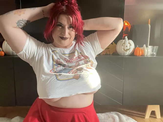 It’s getting harder & harder to keep them in, I imagine that makes you harder & harder, too.