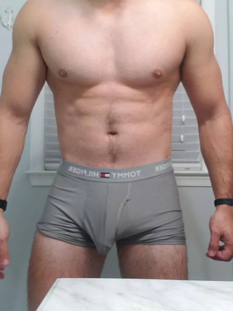 Keeping it mild after the gym this morning. [M]