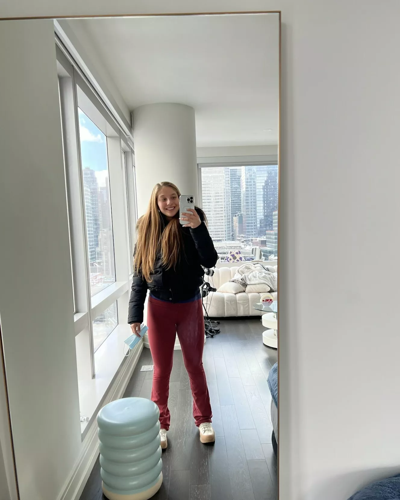 Last time I saw my boyfriend he was overworked because I spent all of his money last month. I bought my bulls drinks and rented apartments for them to have them fuck me. Also when my bf asked where the money went I told him he isn't working enough.