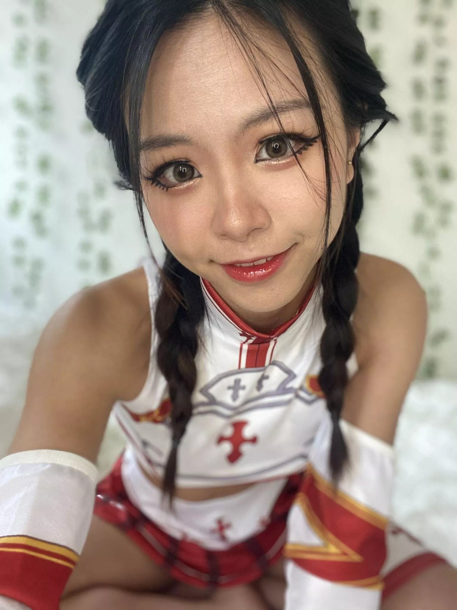 Like a petite girl with handlebars?