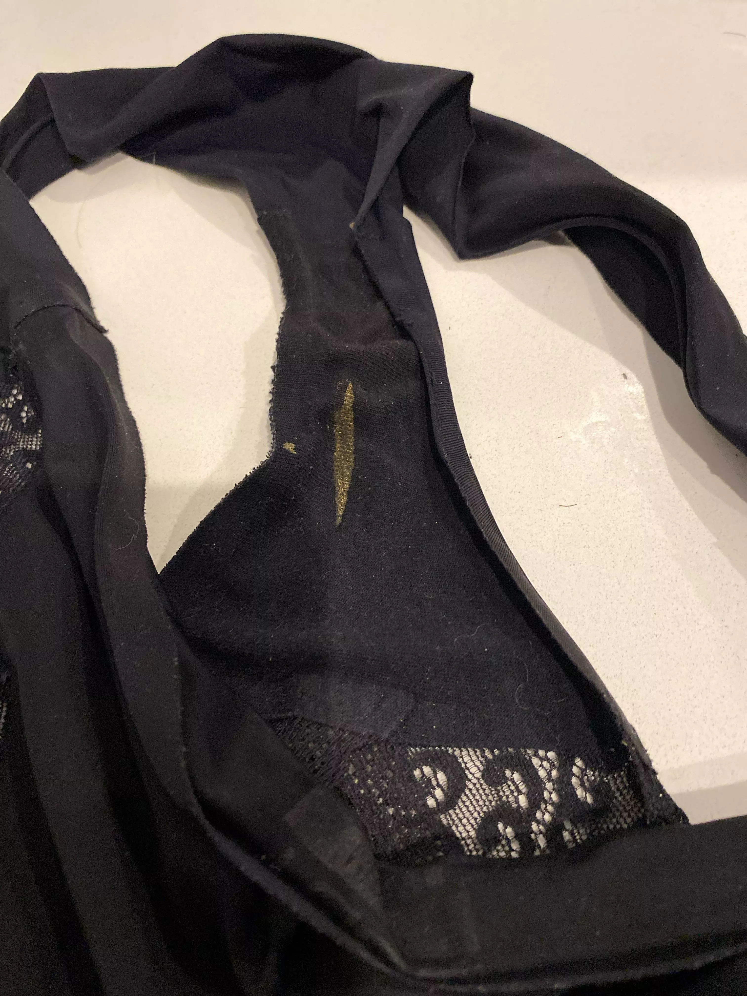 Long shift stain shows up perfectly