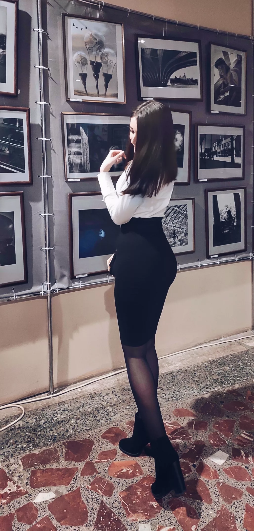 Love this pencil skirt