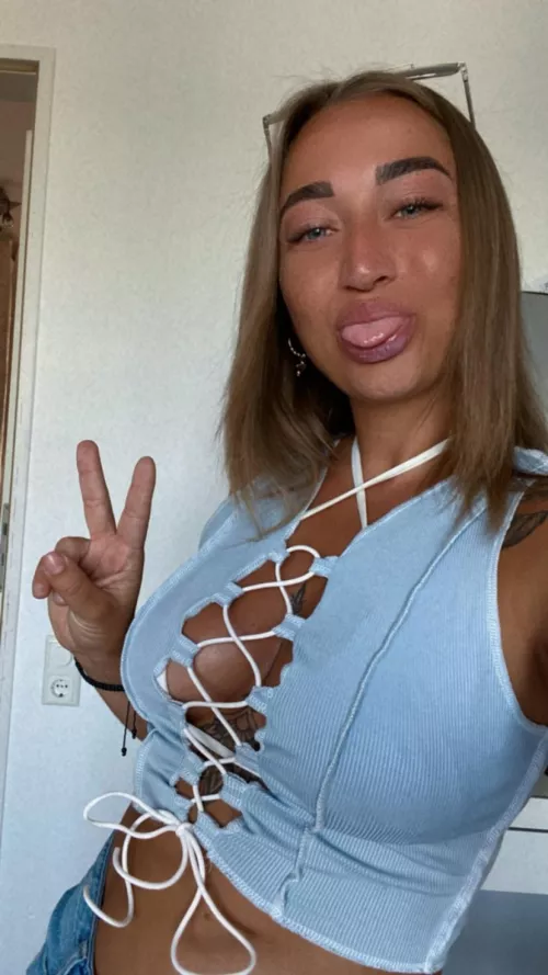 Love to show EVERY freckle