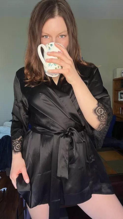 Move my panties and come in!