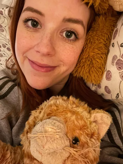 Send me some hugs and make me feel better 💕 [F]