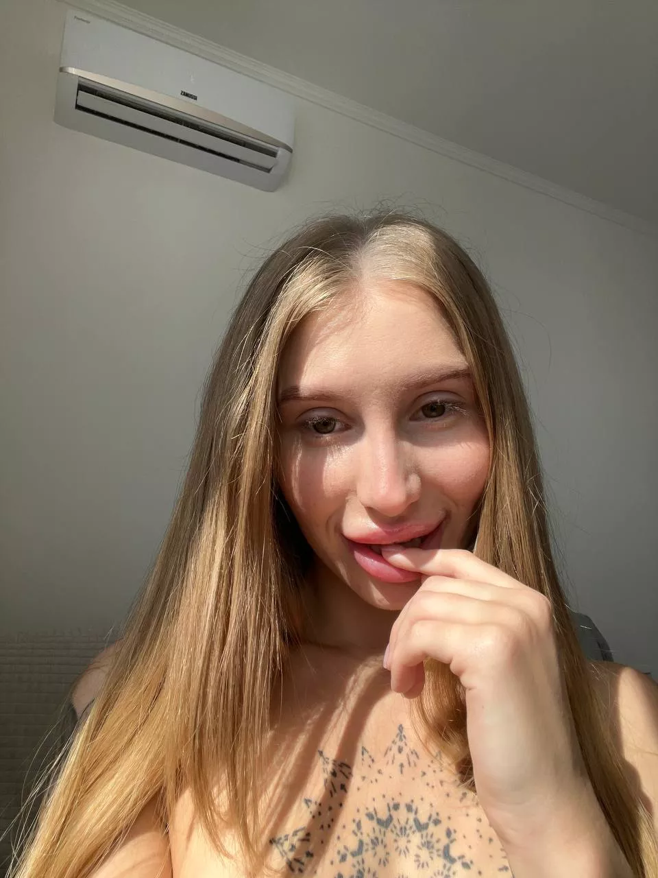 What you would do with those lips, describe the emoji