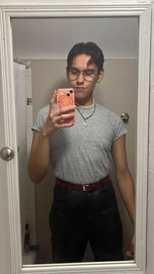 who wanna play destiny? looking to play iron banner this time around :)