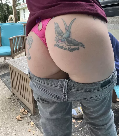 You can see how tight my jeans are today. 40f.