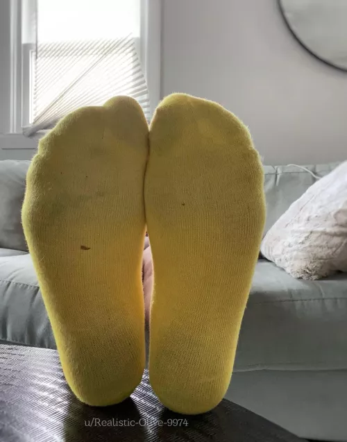 Cancel your evening plans and hang out with me instead 😏