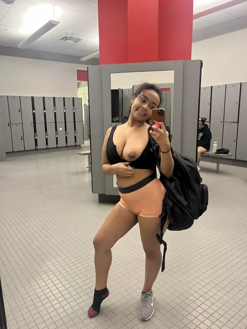 Casually showing my amazing tits