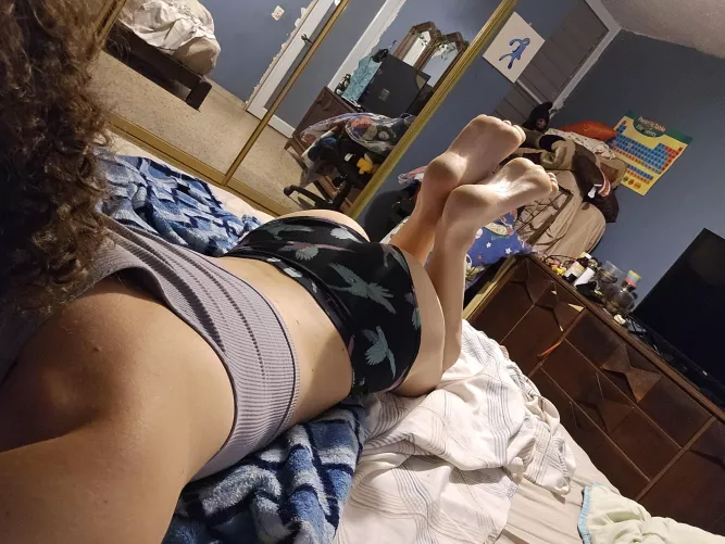 Do you all like when I take pics in this pose?