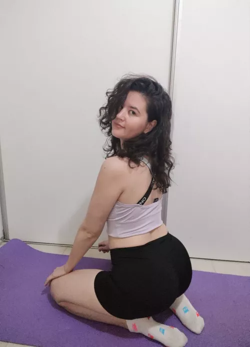 Does black make my ass look bigger or is it really huge?