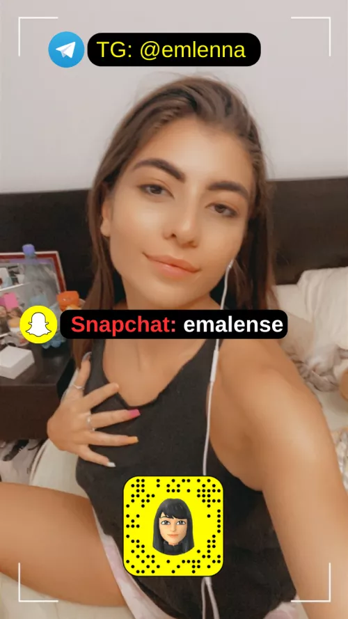 Hello, doing custom tickling videos for fair price! Vidcalls & Sexting